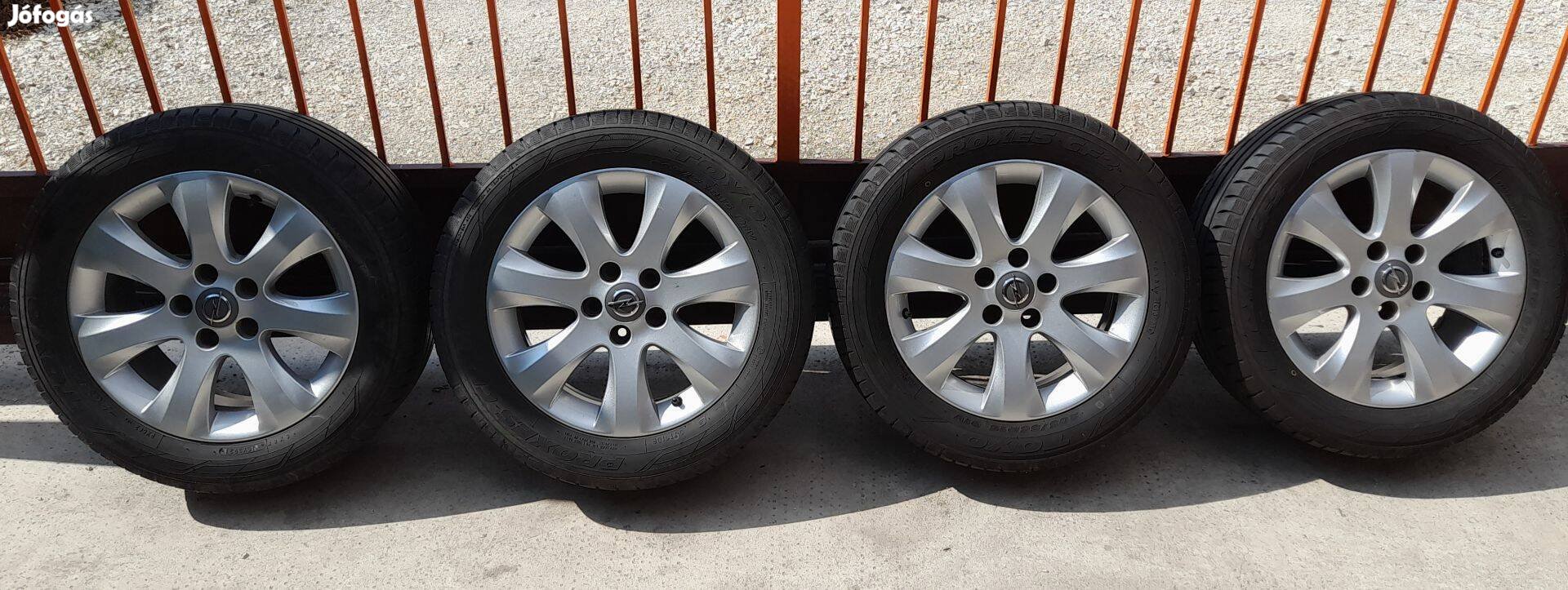 Opel felni szett Toyo nyári gumival 205/55 R16