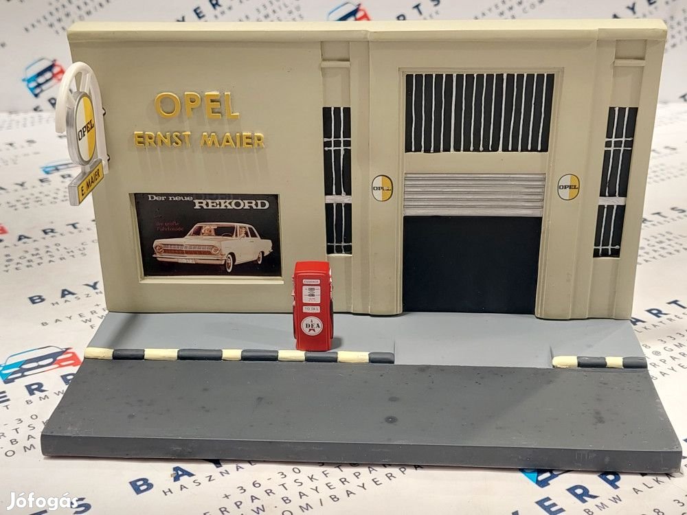 Opel garázs - diorama -  Edicola - 1:43
