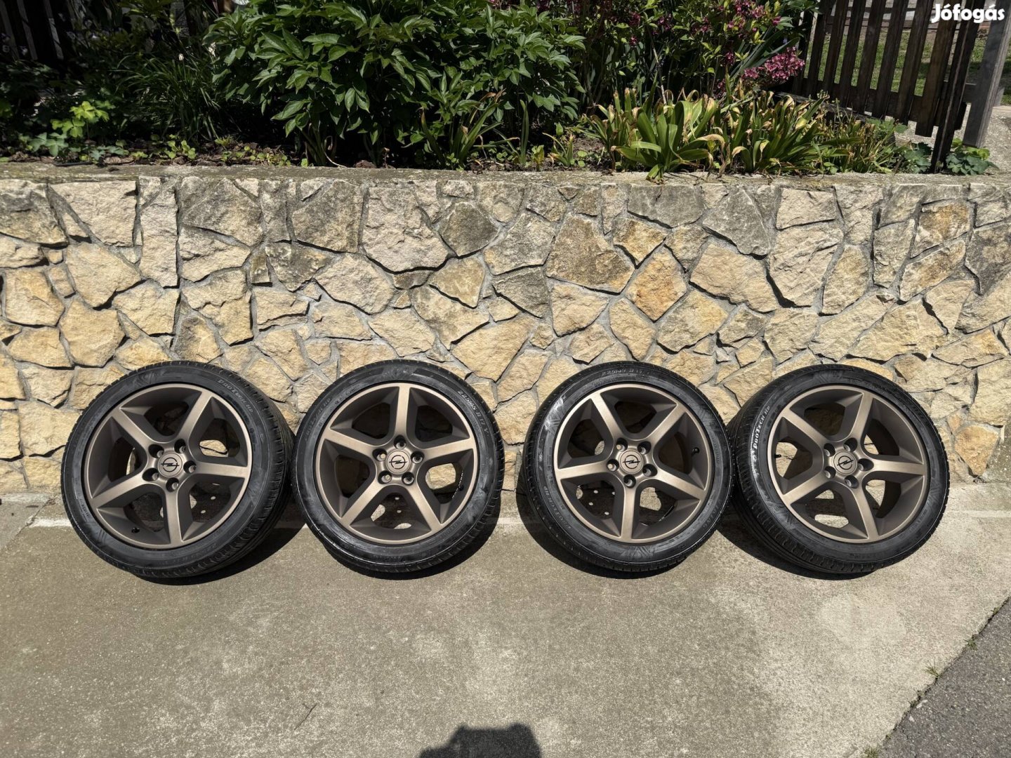 Opel gyári alufelni nyári gumikkal 5x110