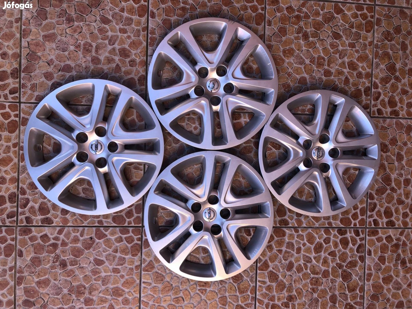 Opel gyári dísztárcsa 16" 16