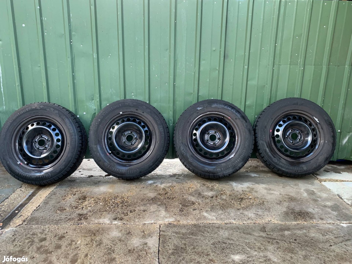 Opel gyári lemezfelni téligumival