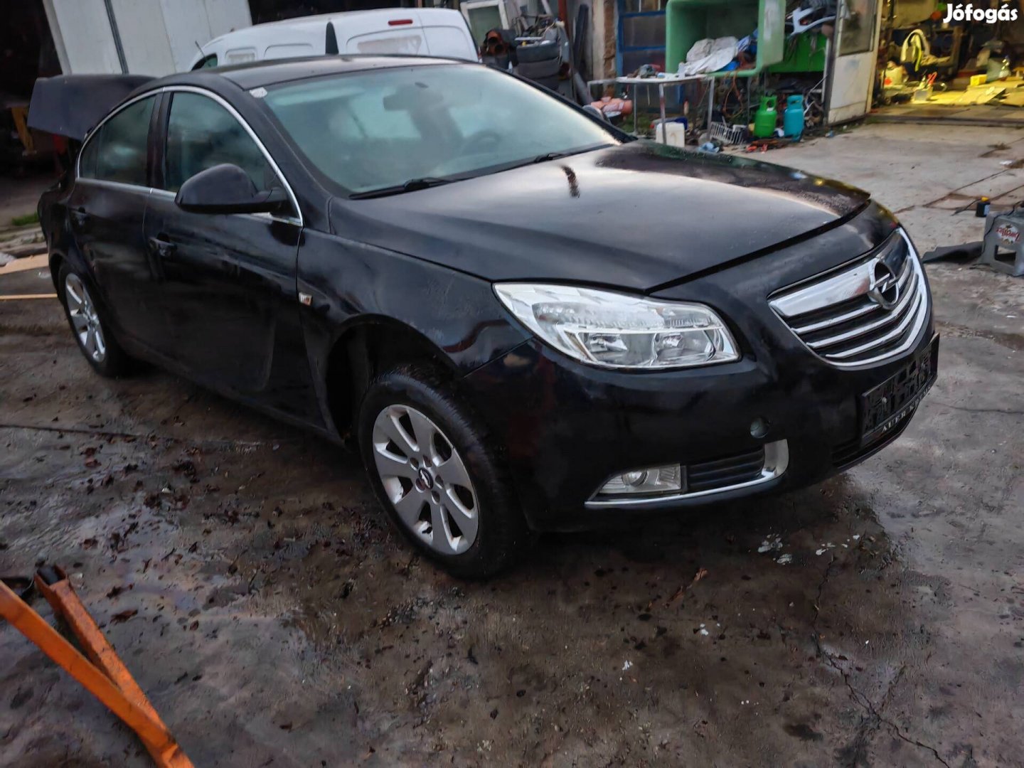 Opel insignia 2010 alkatrészei
