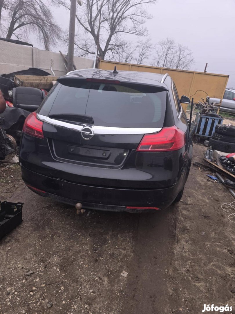 Opel insignia 2.0 Cdti minden alkatrésze 