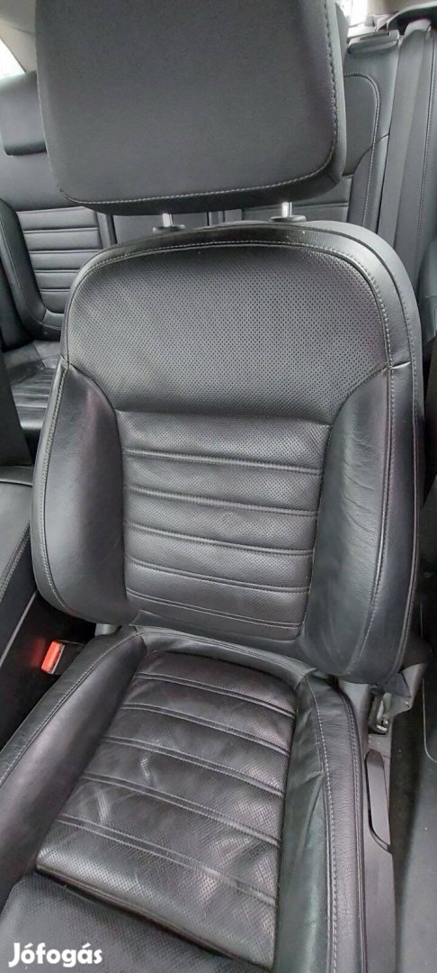 Opel insignia kombi komplett bőr belső ülésekkel ajtókárpitokkal 