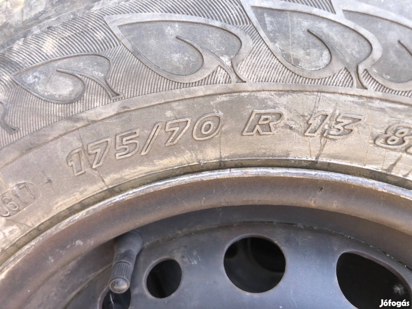 Opel lemezfelni 175/70 R13-as négyévszakos gumival