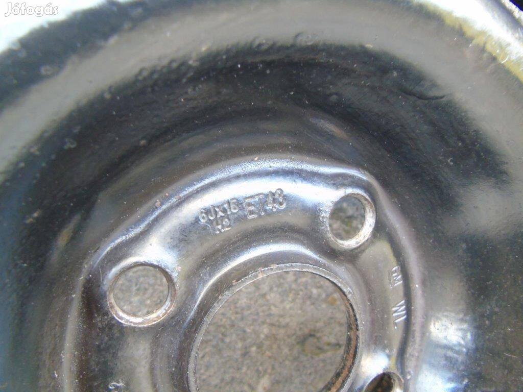 Opel lemezfelni 4 db téli abronccsal, dísztárcsával eladó