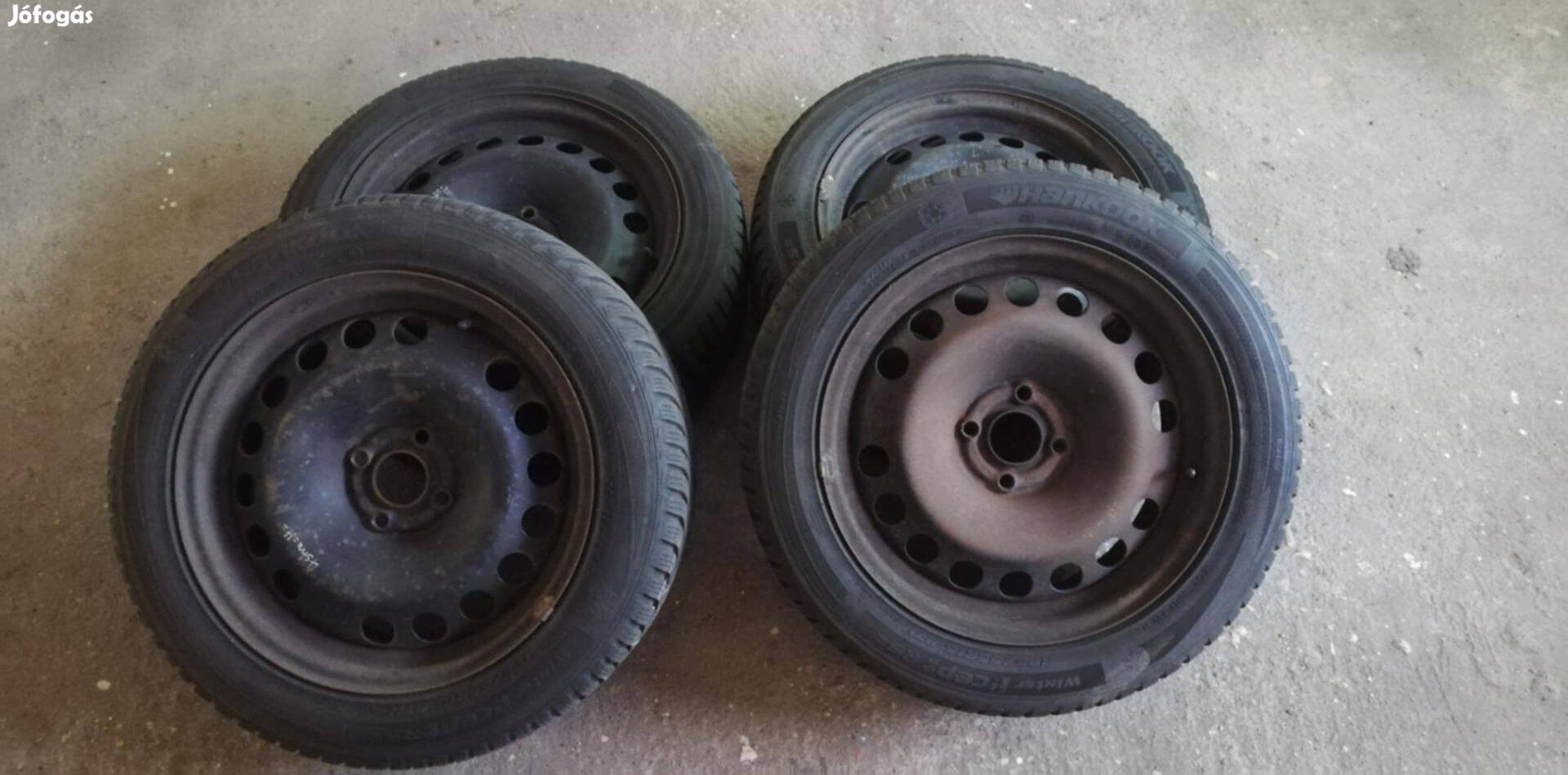Opel lemezfelni, téli gumival
