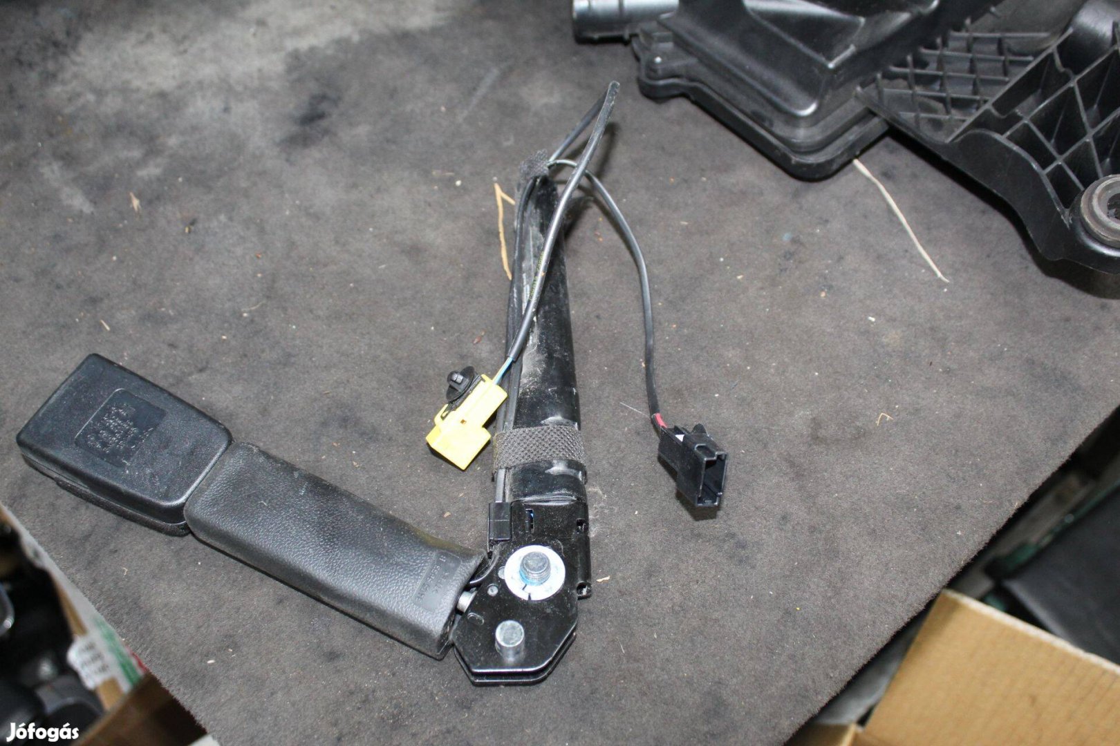 Opel meriva B biztonsági öv csat 1716745