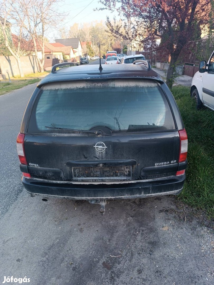 Opel omega bontodik 2.2 benzin