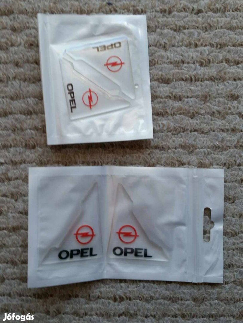 Opel-os ajtósarok élvédő