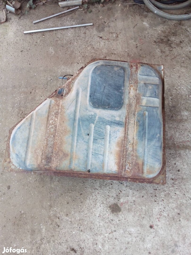 Opel tank elado