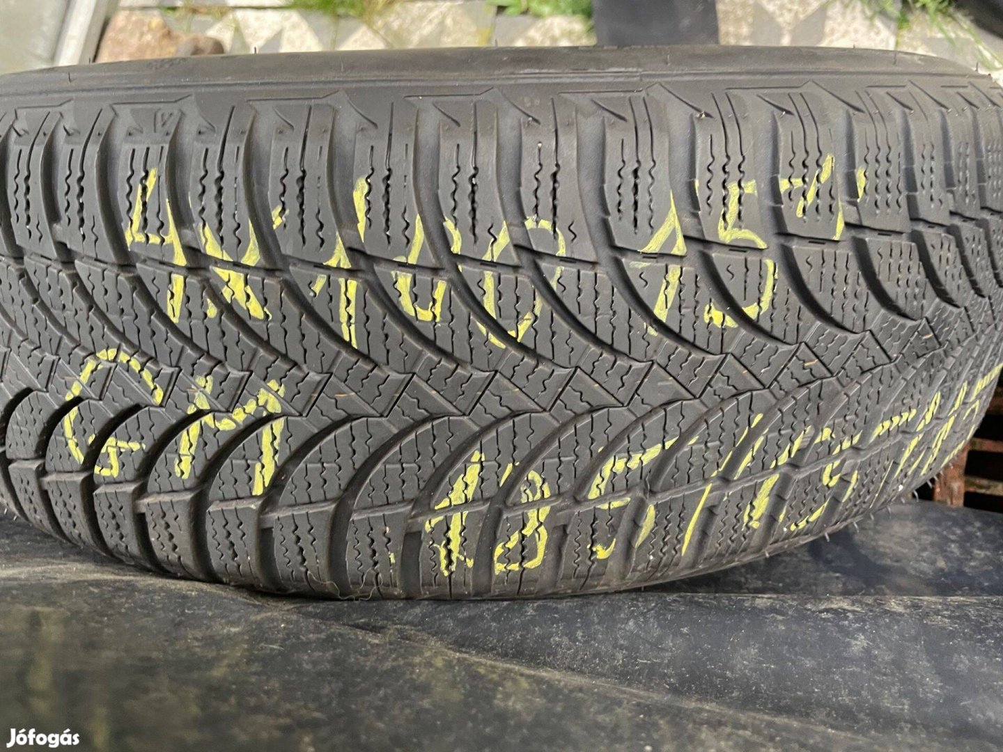 Opel téli szett 15" méretben 4x100 osztó 185/65 méretű gumik