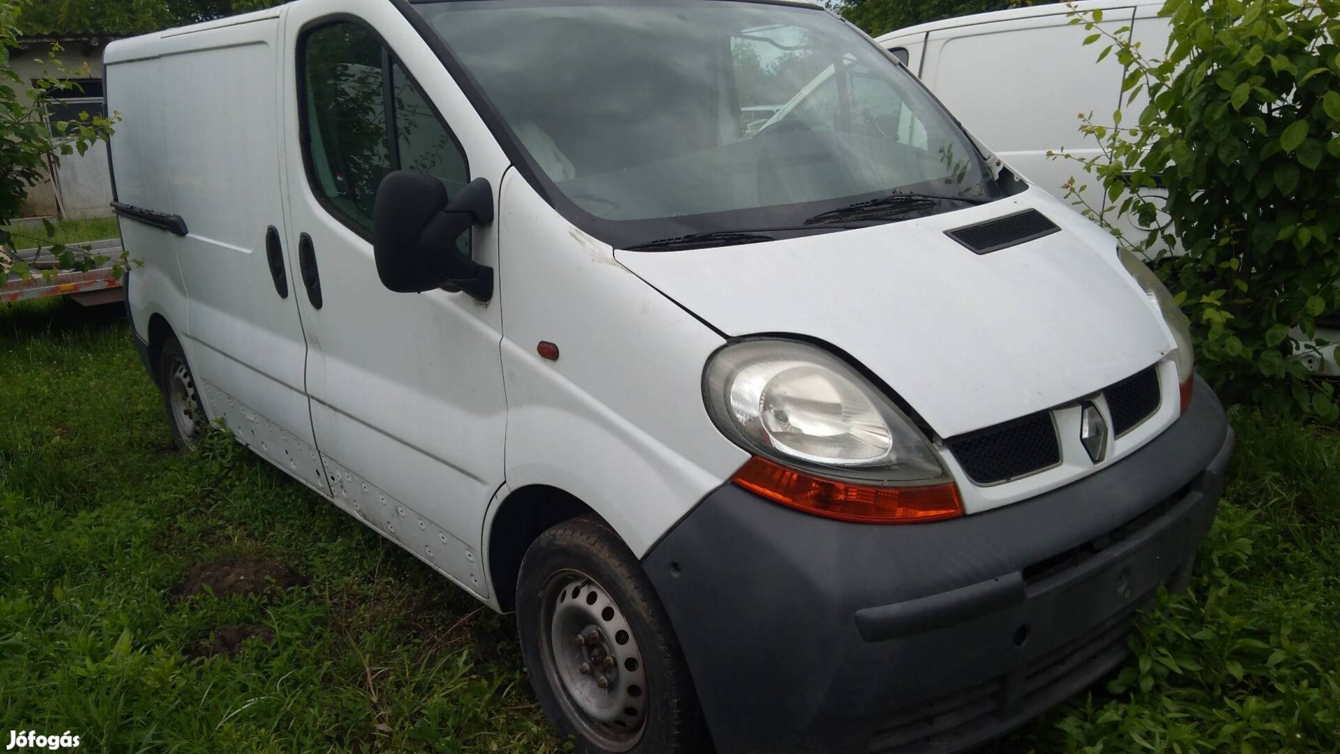 Opel vivaro Renault trafic alkatrészek 