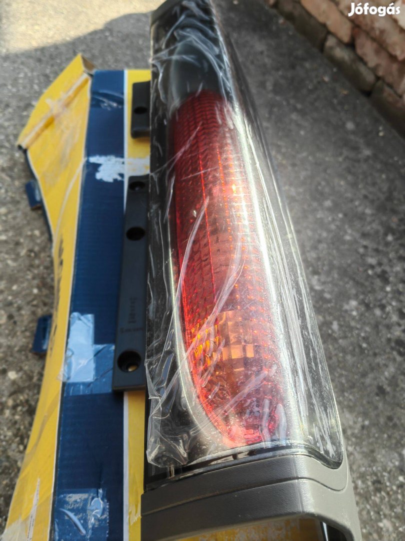 Opel vivaro hátsó lámpa (jobb)