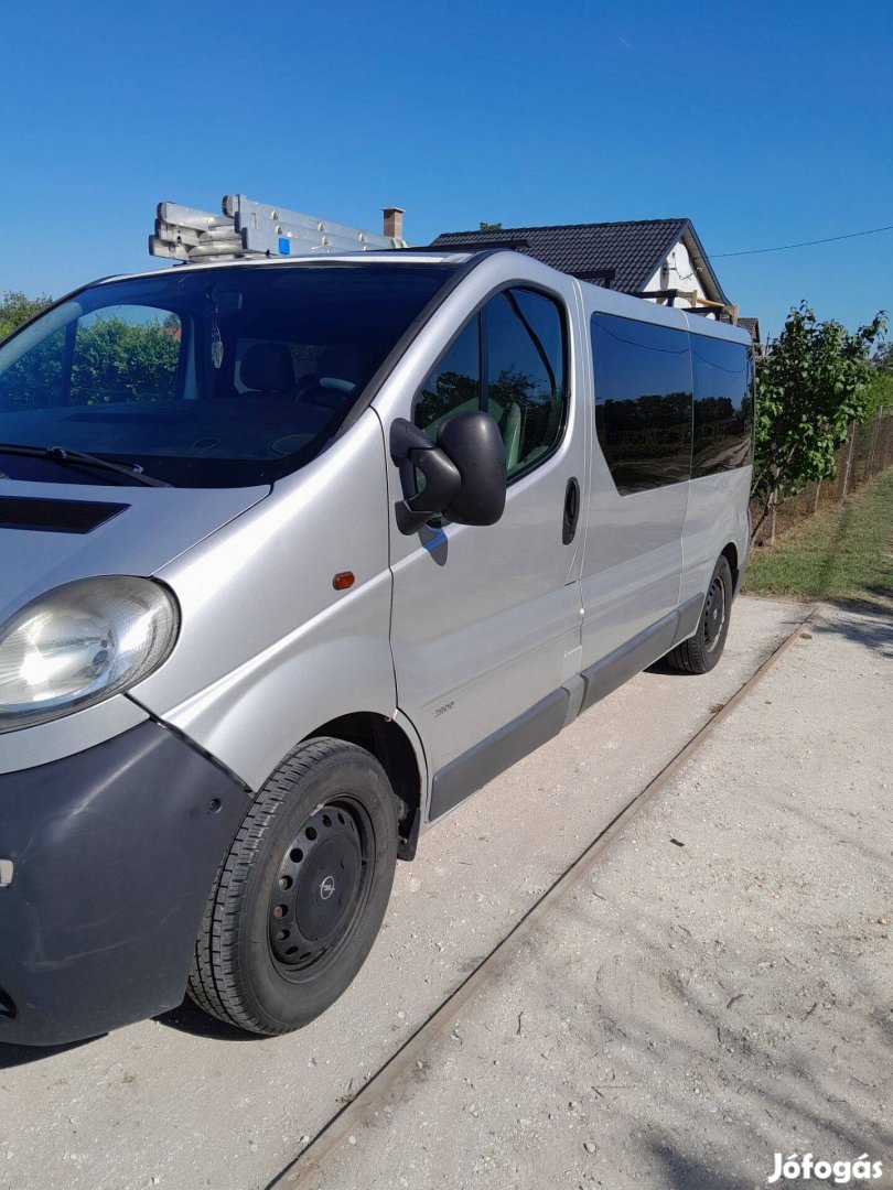 Opel vivaro hosszított