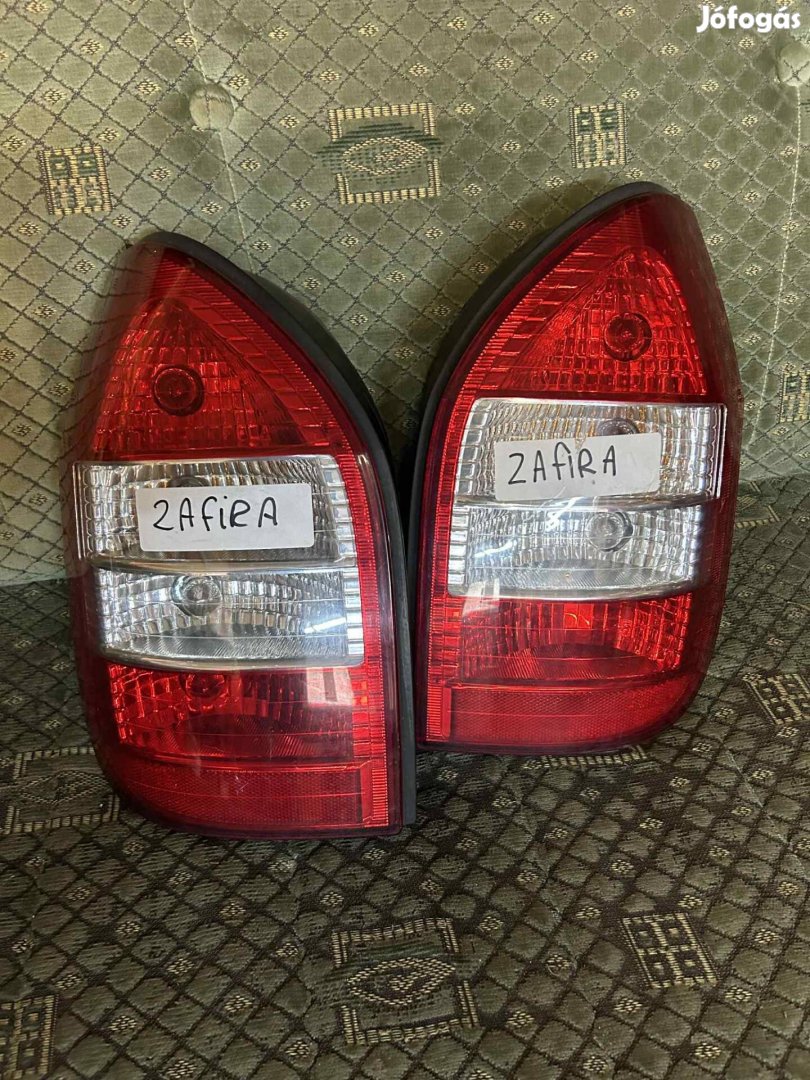 Opel zafira hátsó lámpa