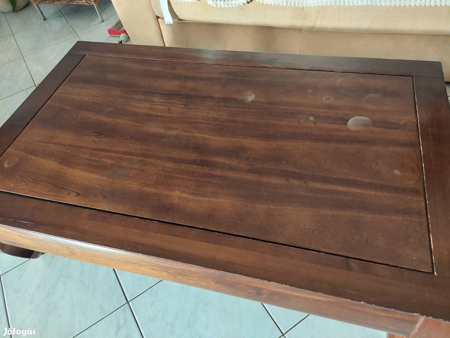 Ópium dohányzóasztal 