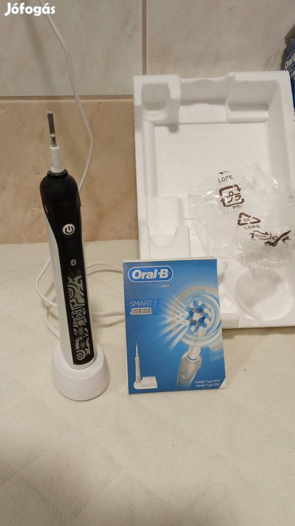 Oral B Bluetooth okos fogkefe