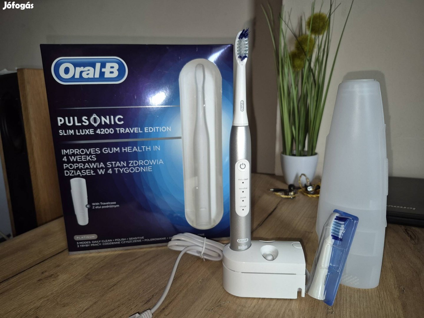 Oral-B Pulsonic Slim Luxe 4200 Travel Edition elektromos fogkefe