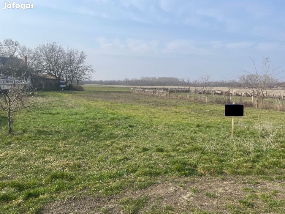 Ordason kedvező méretű építési telek eladó!