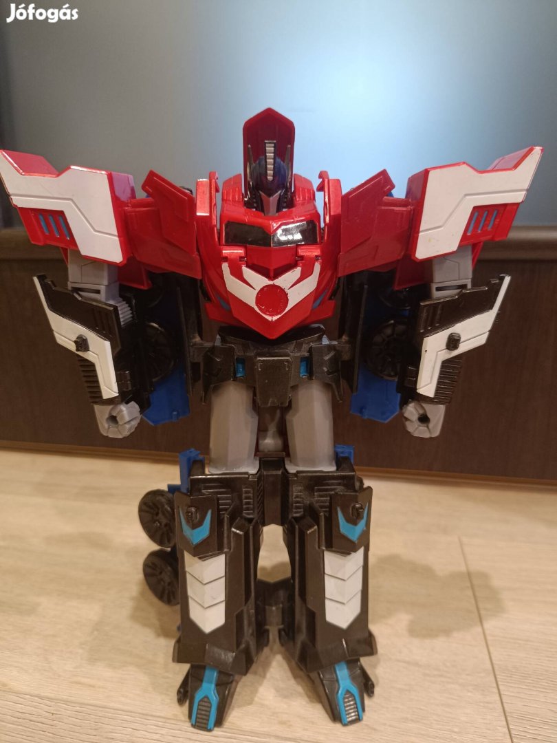 Óriás Optimus Prime Optimusz Fővezér Transformers figura