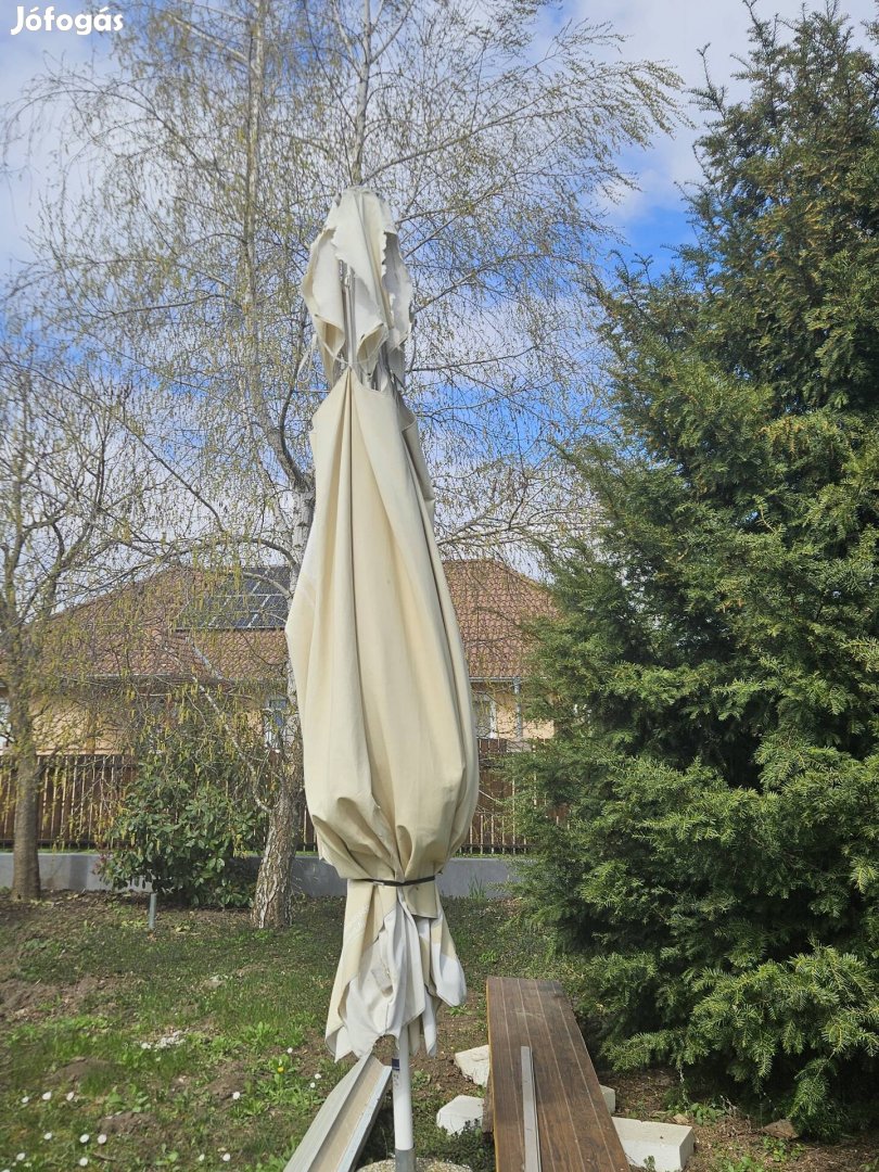 Óriás napernyő eladó