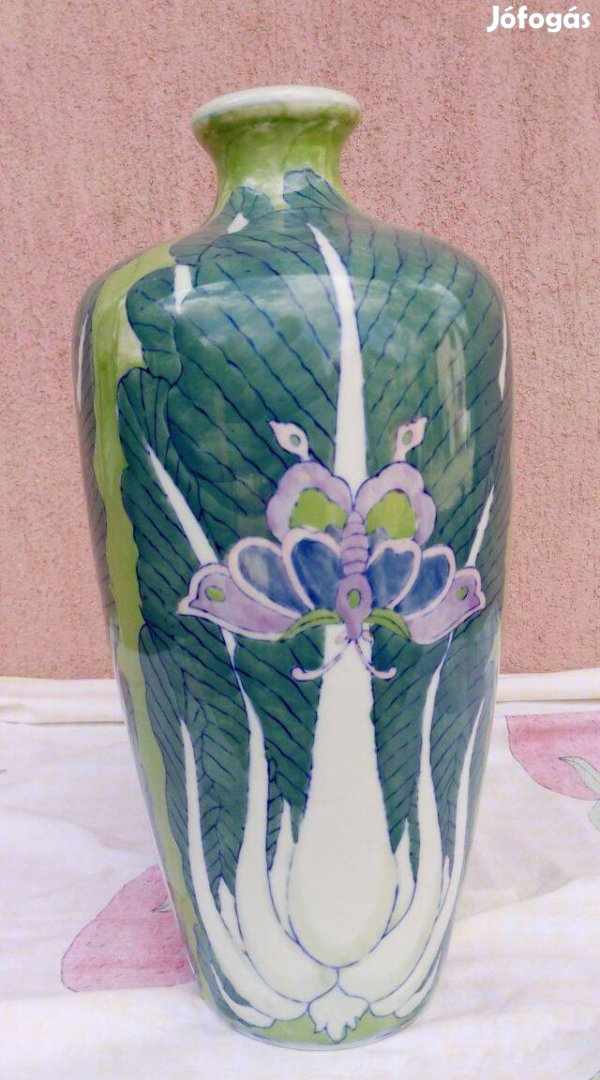 Óriás porcelán lámpaalj különleges pillangós festéssel