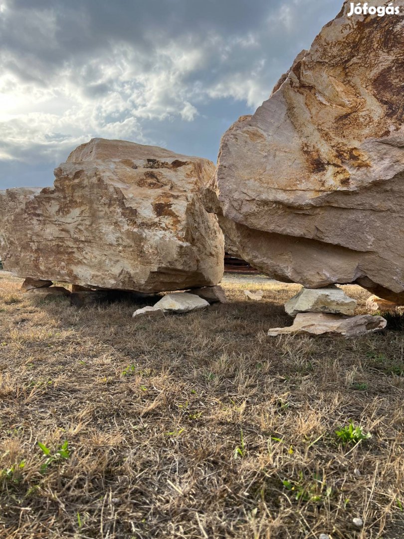 Óriás szikla kő