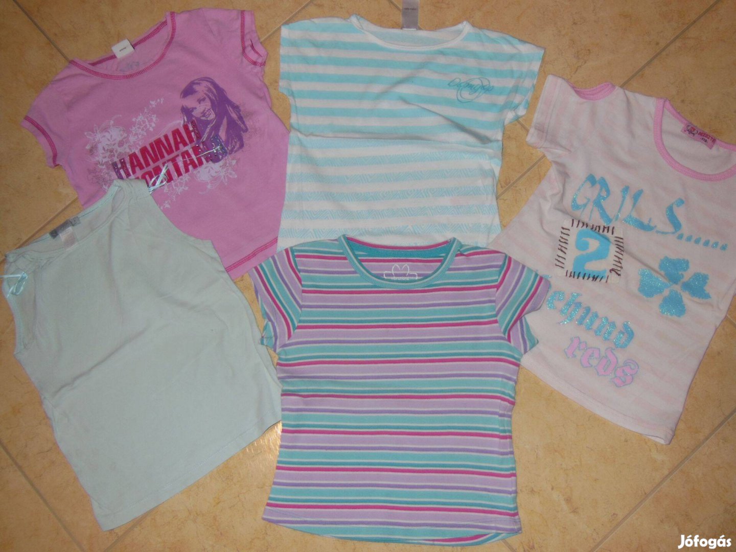 Óriási, Lány ruhacsomag. Ruhák, pólók, szoknyák. Hanah