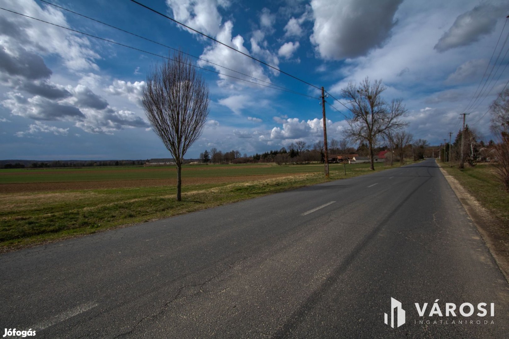 Örök panorámás építési telek Márokföldön