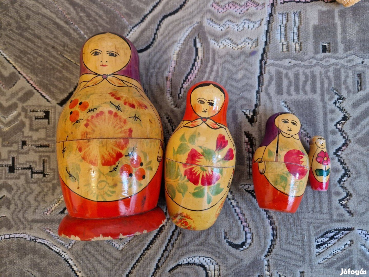 Orosz eredeti retro kézzel festett matrioska baba 4 db-os készlet