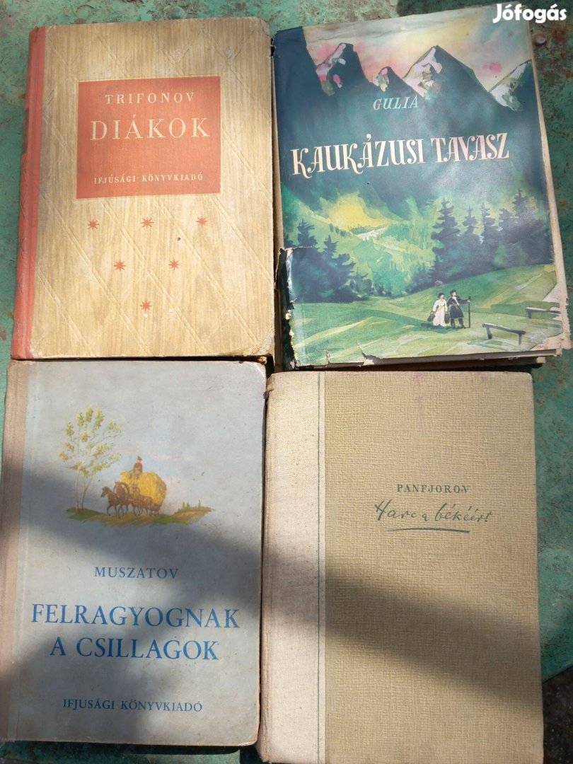 Orosz íróktól ifjúsági regények és Orosz nyelvkönyv