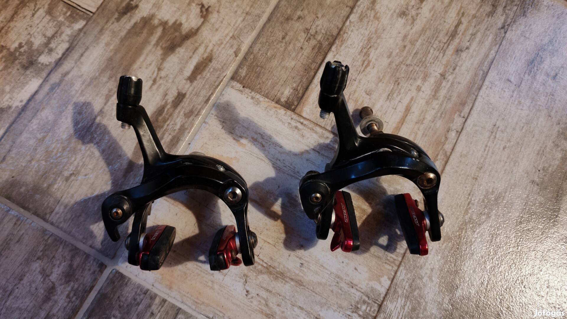 Országúti első hátsó fék