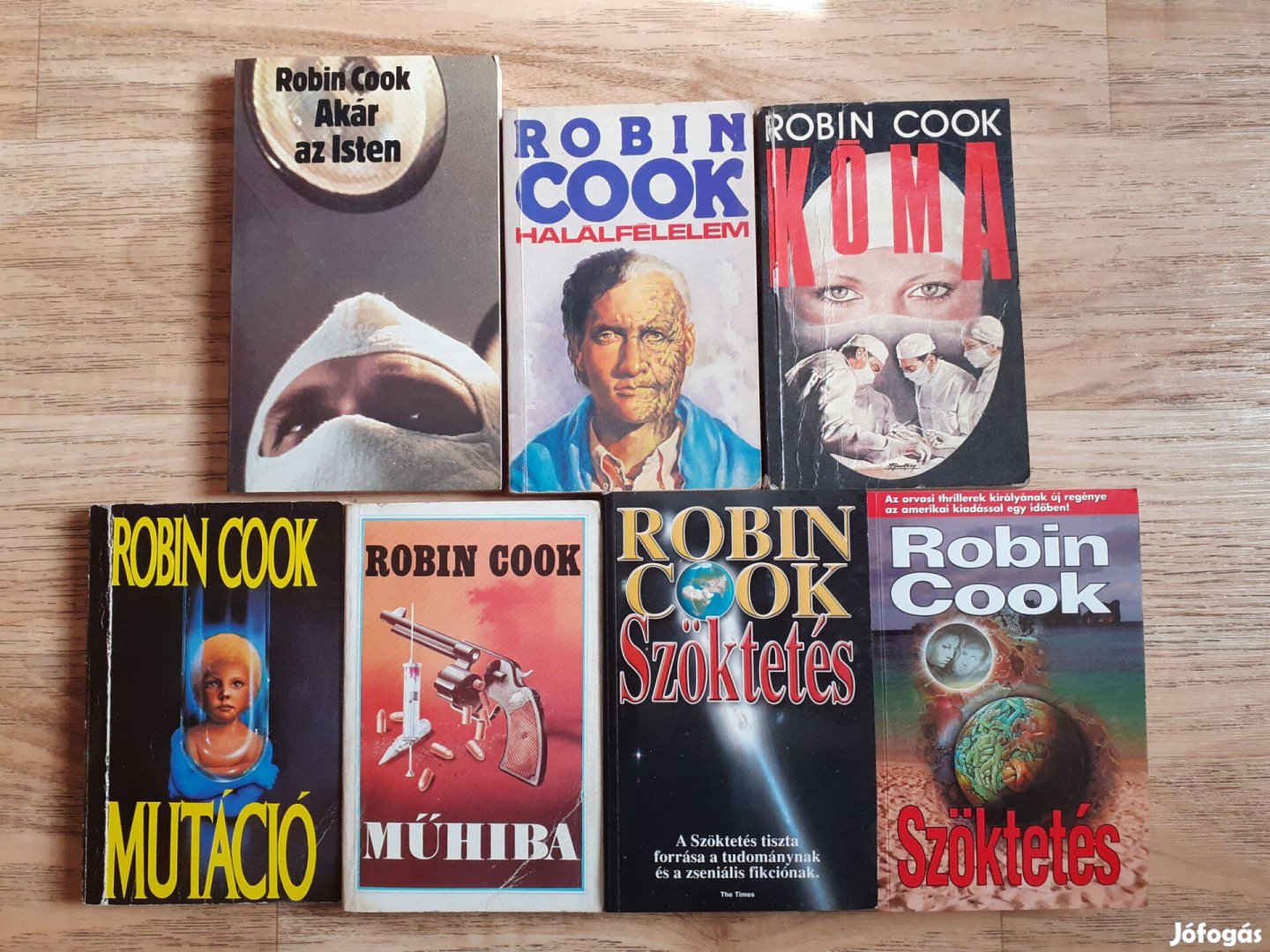 Orvosi (Robin Cook) krimik és más bűnügyi könyvek