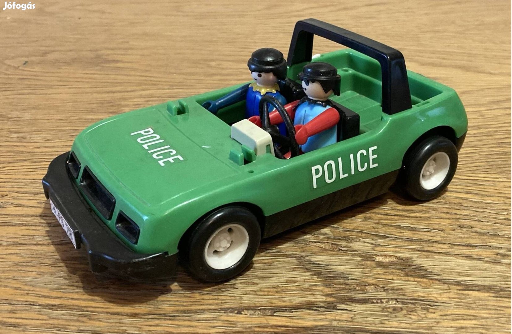 Ős Playmobil autó 2 figurával. 1976.