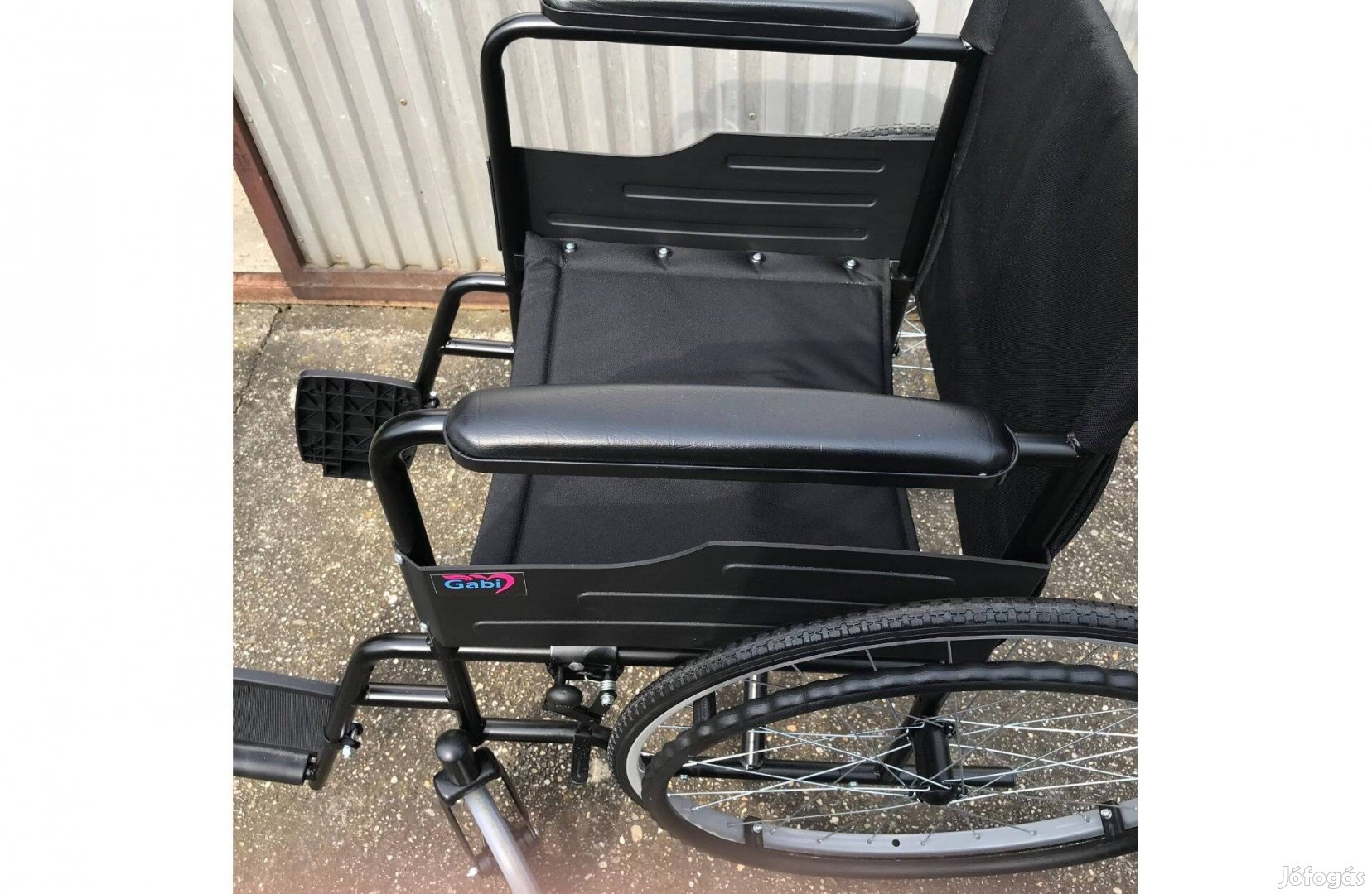 Összecsukható kerekesszék, tolószék