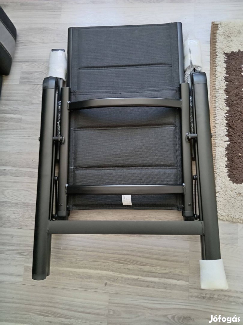 Összecsukható kerti szék