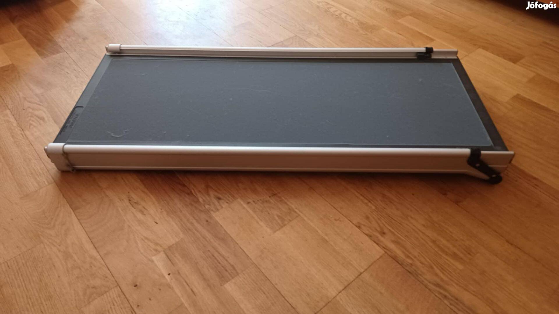 Összecsukható kutya rámpa 180 kg-ig