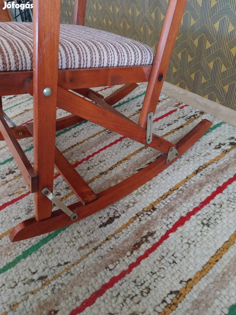Összecsukható retro hintaszék