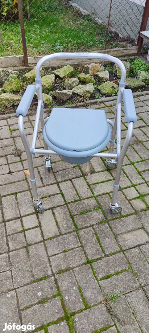 Összecsukható szoba wc/fürdető szék