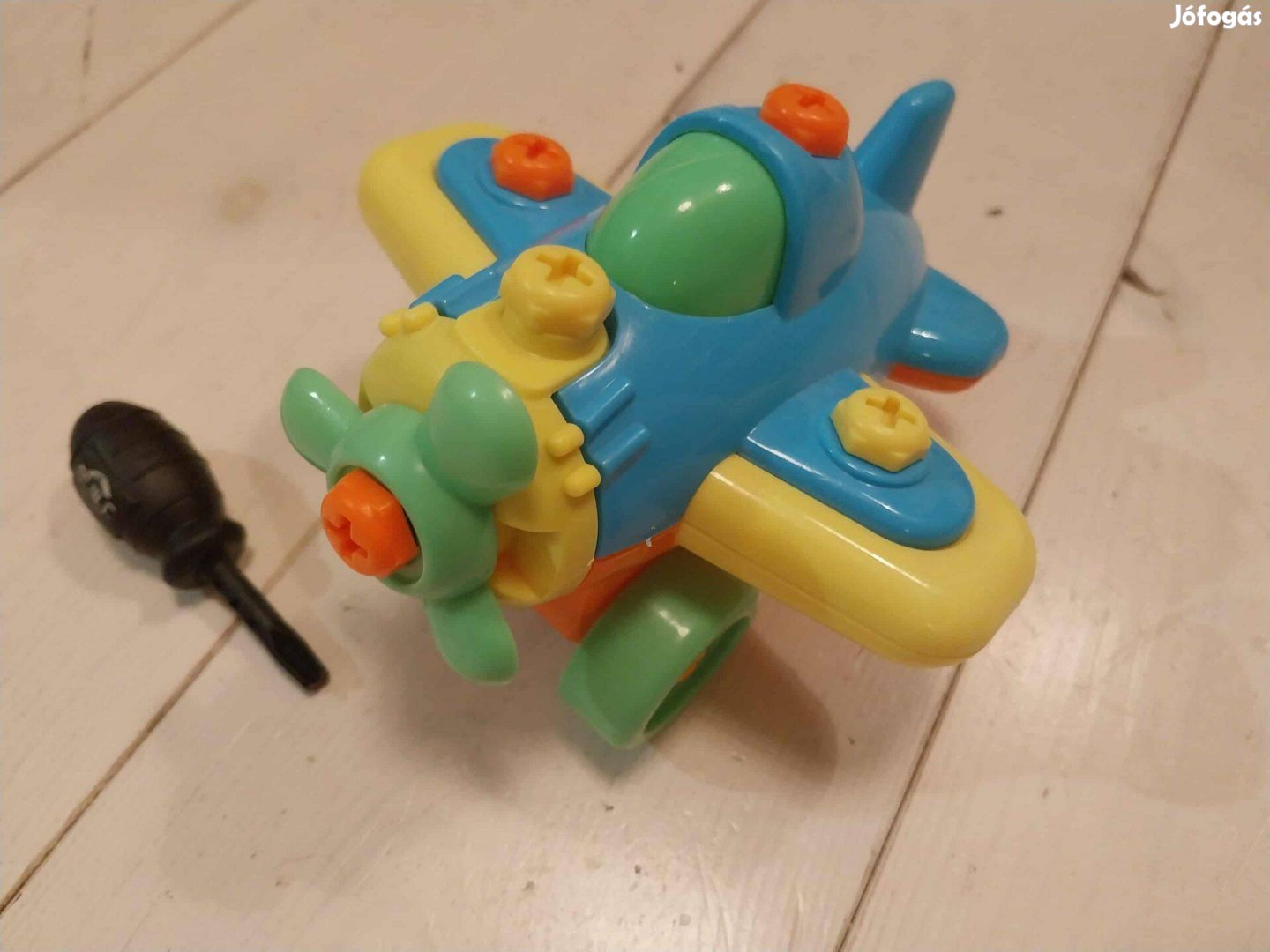 Összeszerelhető repülő