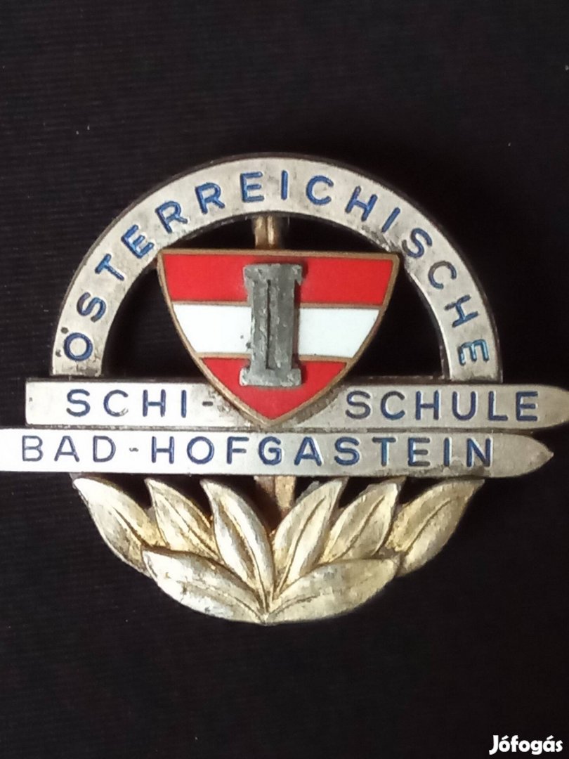 Österreichische Schi-Schule Bad-Hofgestein jelvény, kitűző 
