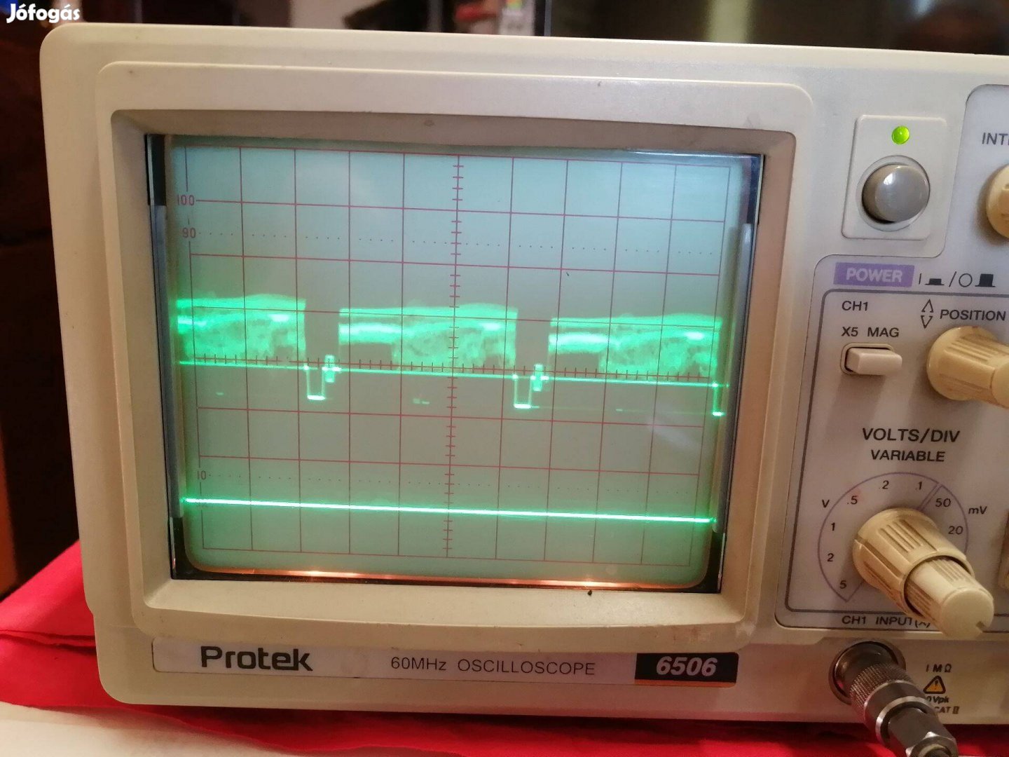 Oszcilloszkóp 60 MHz 2 sugaras. scope 60 MHz