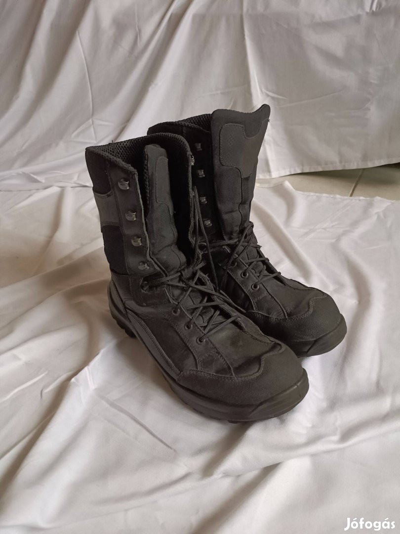 Osztrák német surranó katonai bakancs méret 46 bőr Stumpp