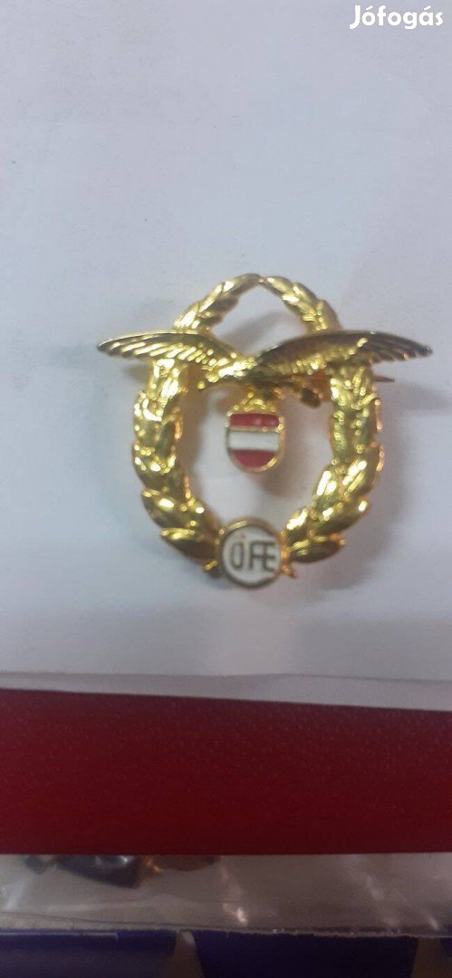 Osztrák repülő klub jelvénye