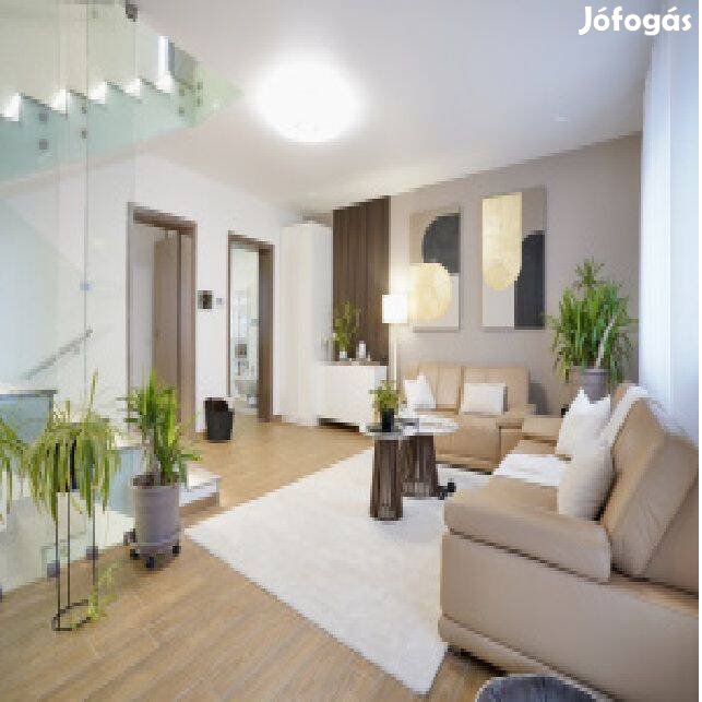 Öt szobás tégla sorház Vácon eladó