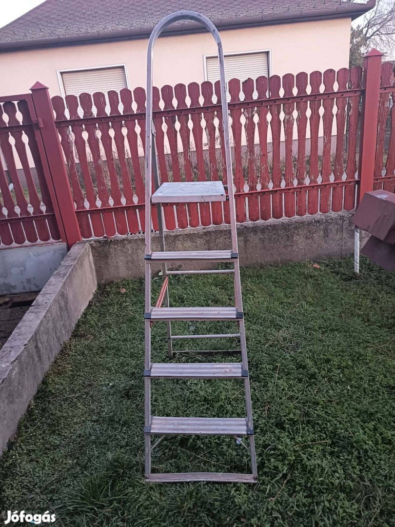 Ötfokú létra eladó