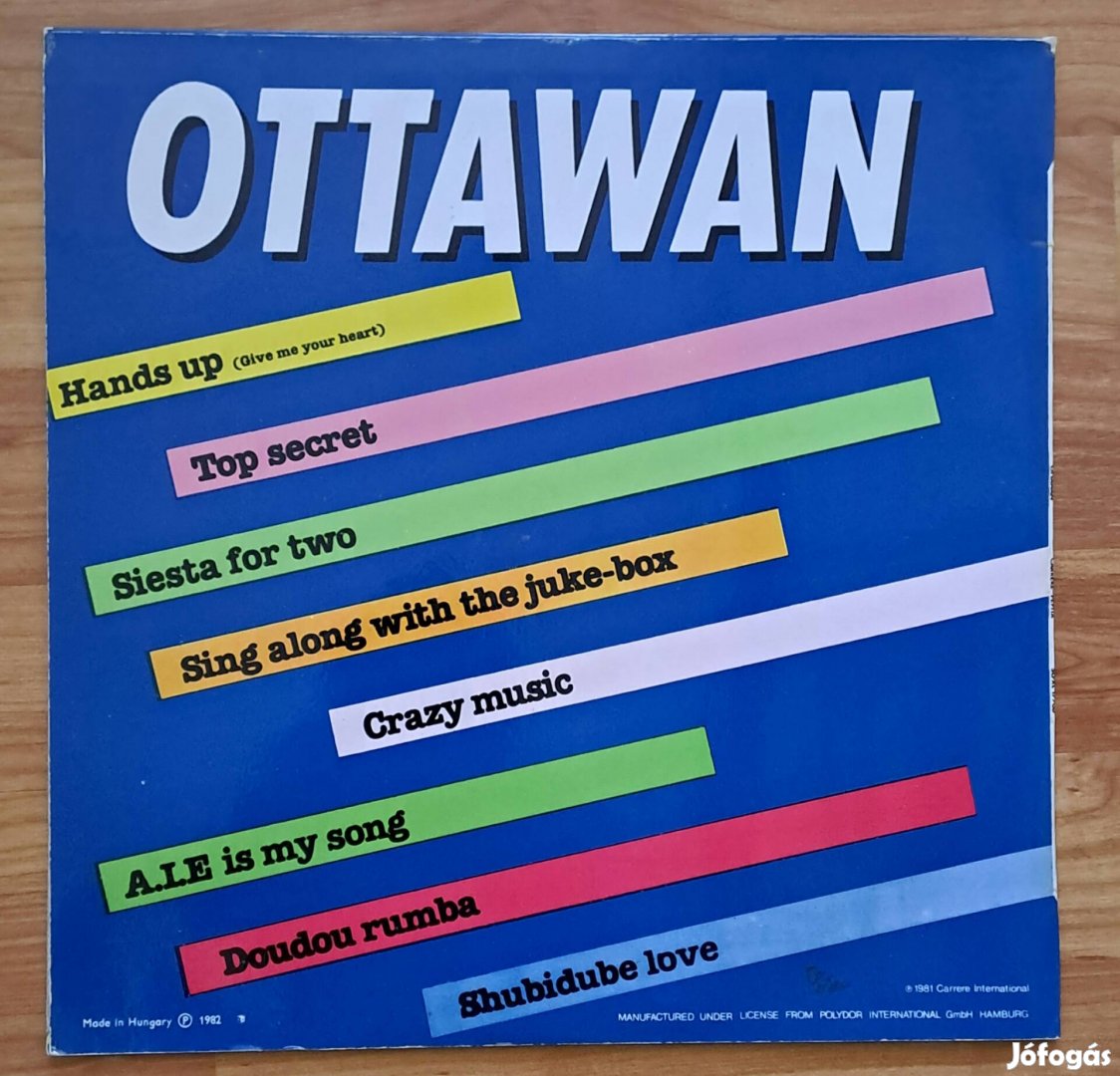 Ottawan bakelit lemeze újszerű állapotban