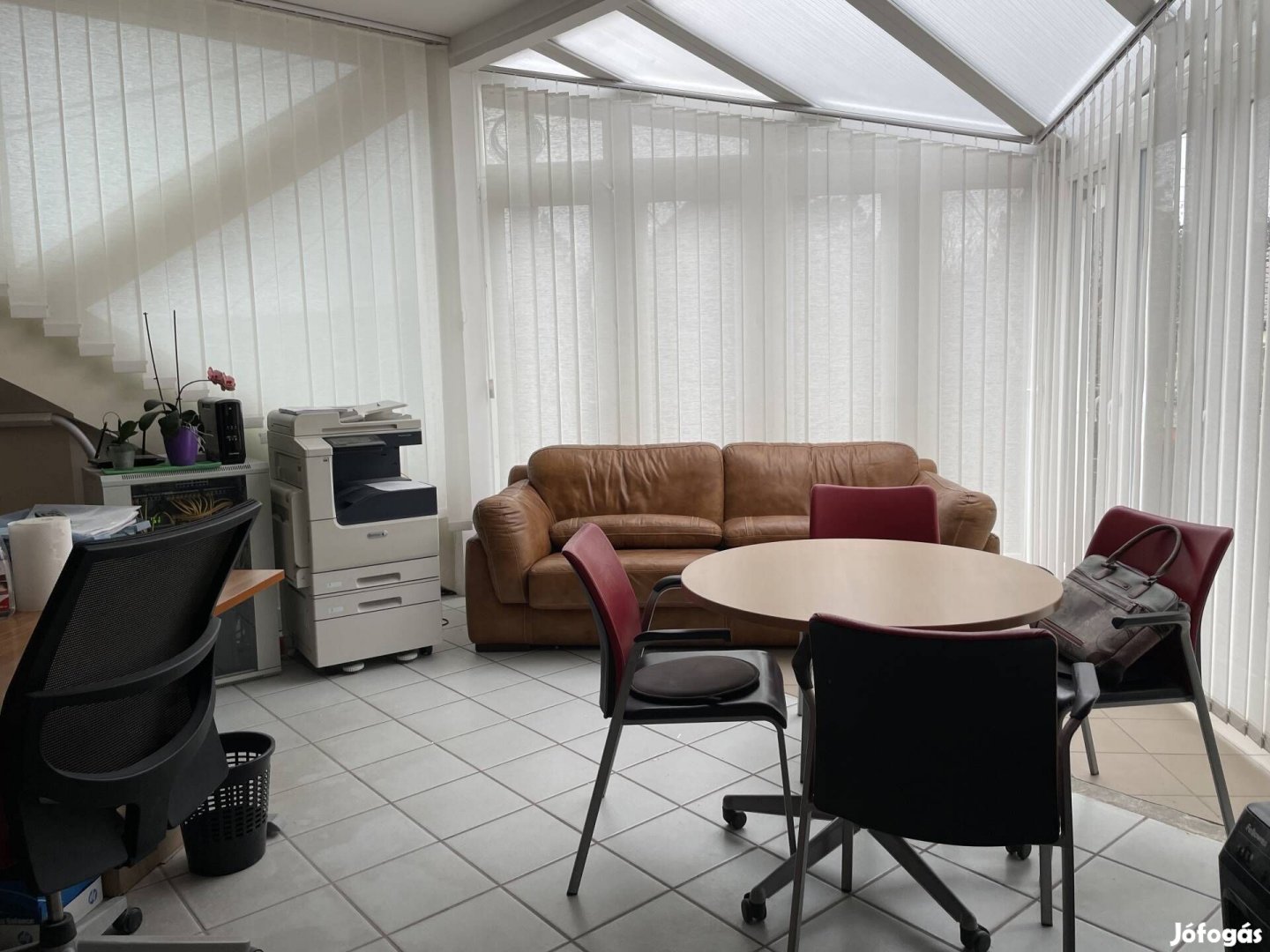 Otthon tele lehetőséggel!