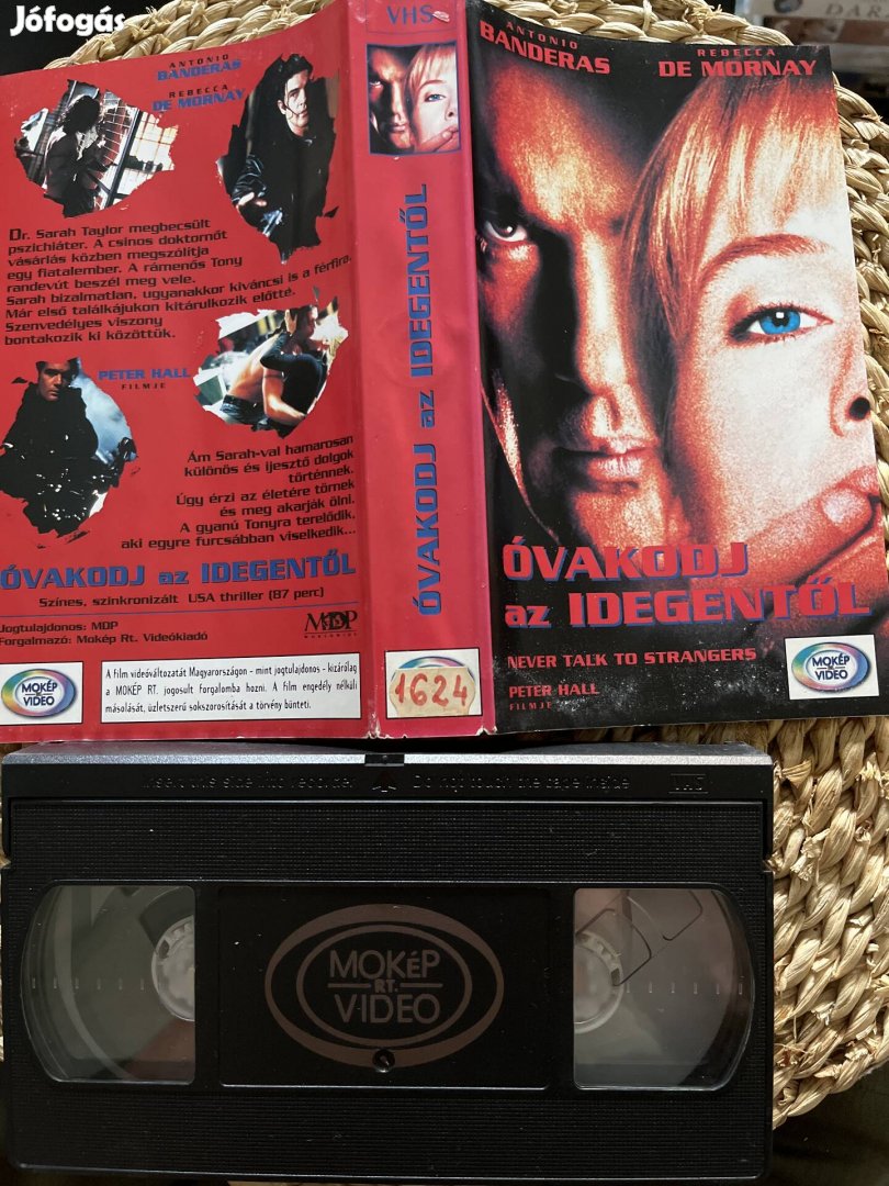 Óvakodj az idegenektől vhs